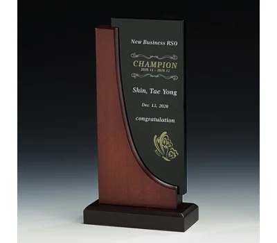 로고 각인 상패/휘장, 선명하게 오래 유지하는 관리법